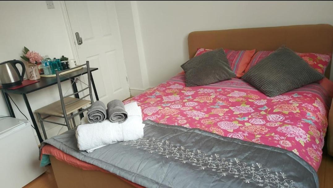 Spacious Double Room In Anfield ลิเวอร์พูล ภายนอก รูปภาพ